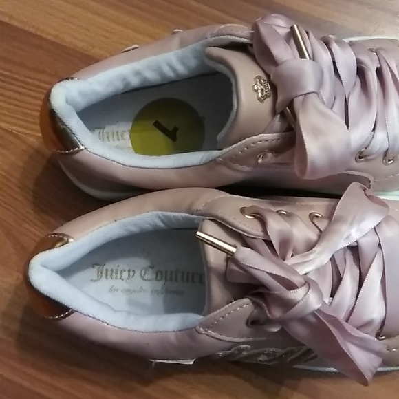 JUICY COUTURE GIRLS SNEAKERS SIZE 1 - Picture 3 of 6